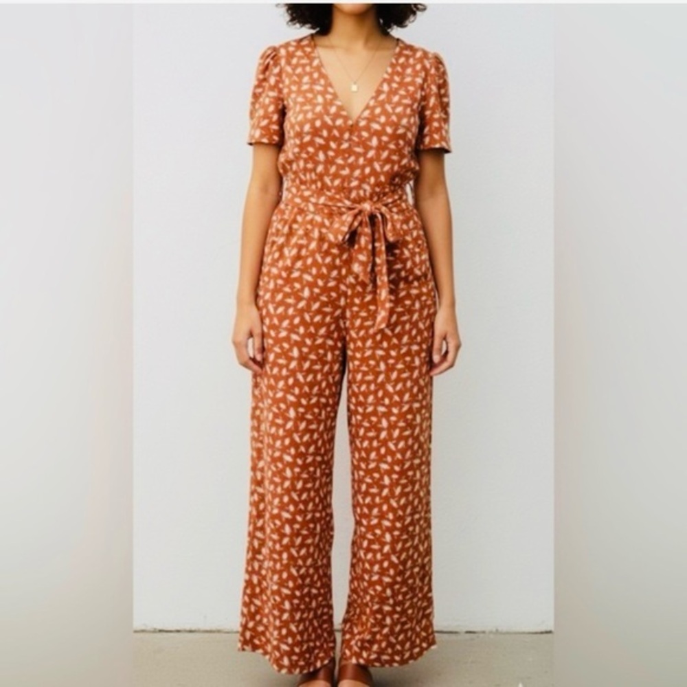 Ivy City Co Terracotta Leaf Patterned Jumpsuit - Size Small